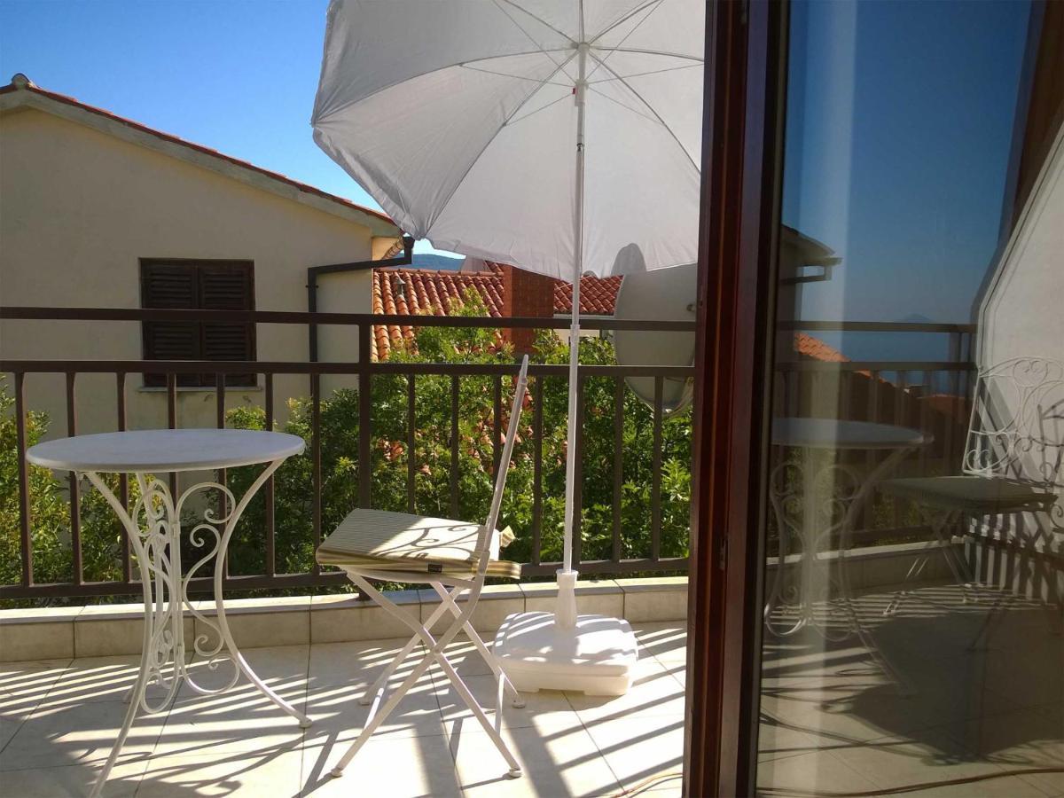 North Adriatic View Apartment Рабац Екстериор снимка